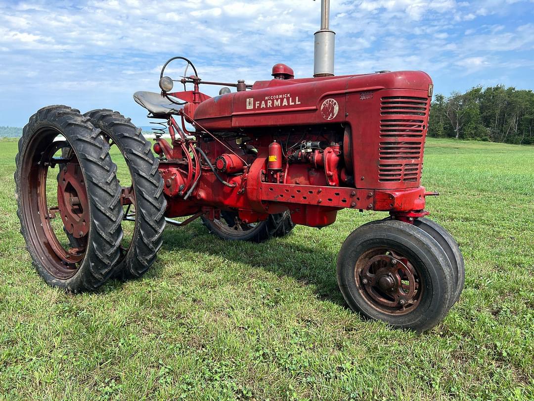 Image of Farmall Super M Primary image