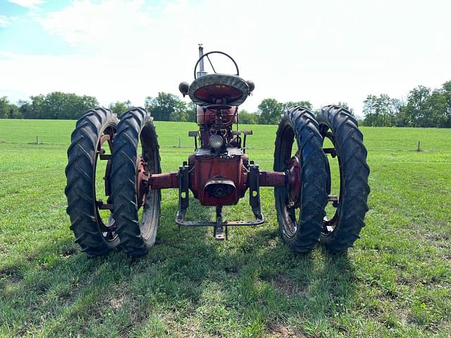 Image of Farmall Super M equipment image 3