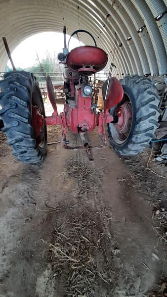 Image of Farmall Super M equipment image 3