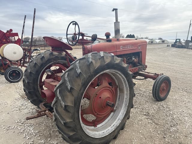 Image of Farmall Super M equipment image 4