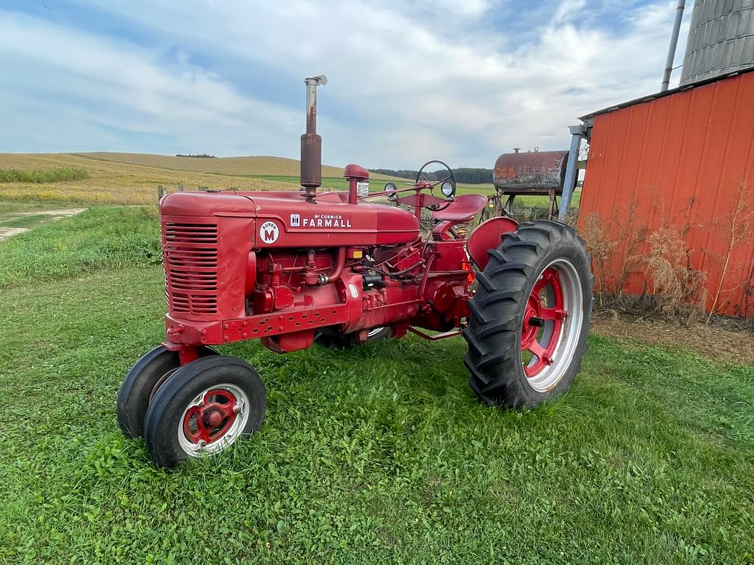 Image of Farmall Super M Primary image