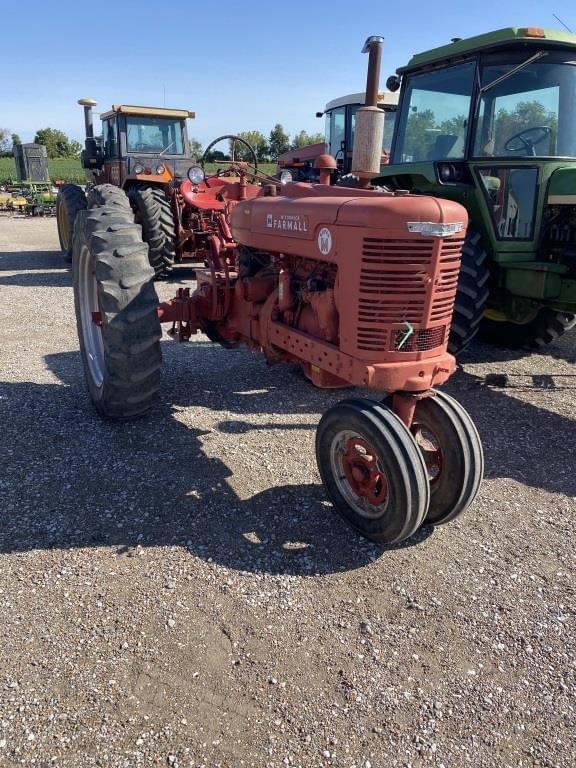 Image of Farmall Super M Image 1
