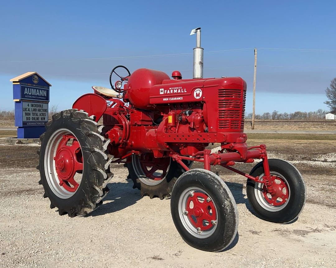 Image of Farmall Super M Primary image