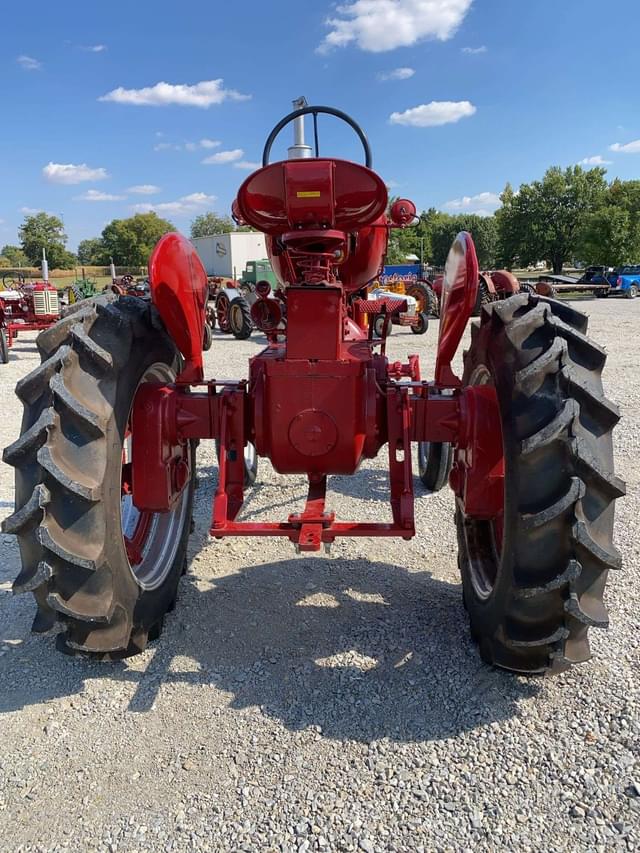 Image of Farmall Super M equipment image 3
