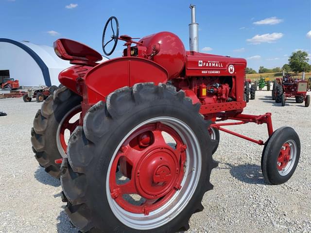 Image of Farmall Super M equipment image 2