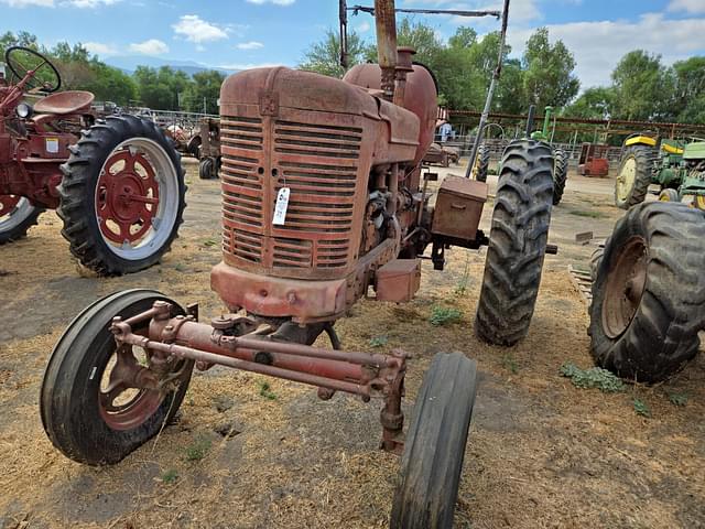 Image of Farmall Super M equipment image 1