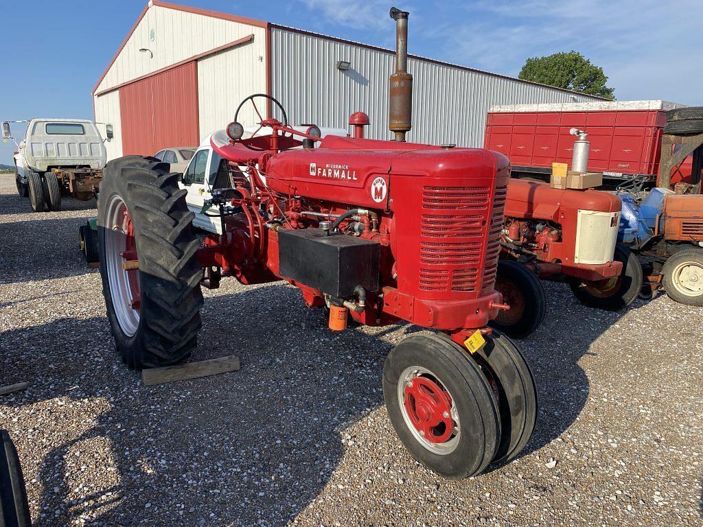 Image of Farmall Super M Image 0