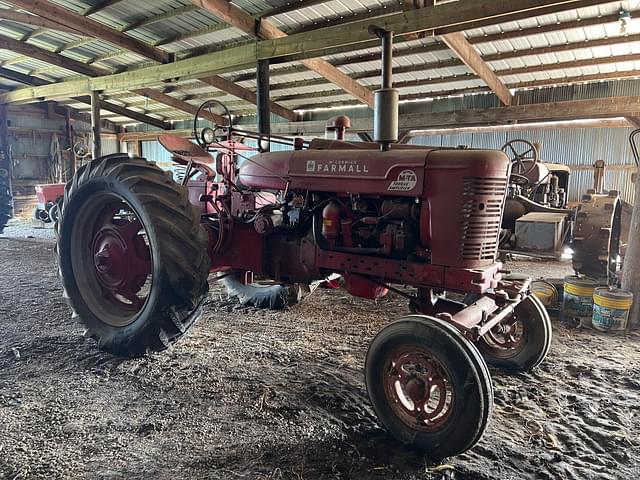 Image of Farmall Super M-TA equipment image 4