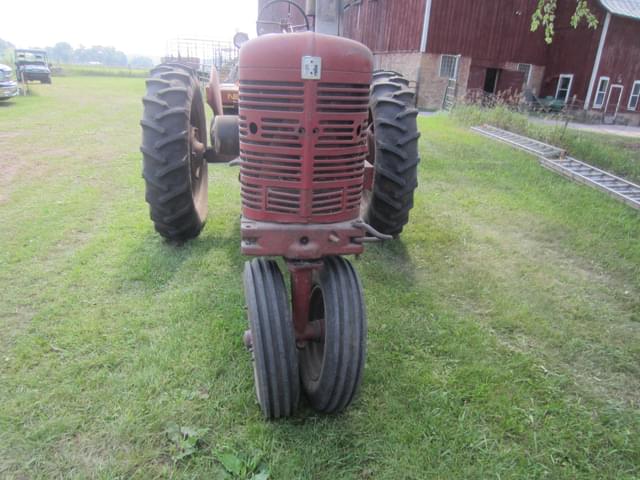 Image of Farmall Super M-TA equipment image 1