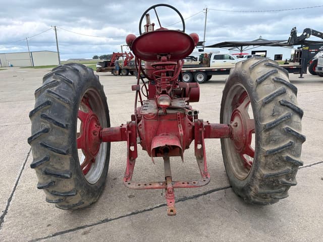 Image of Farmall Super M equipment image 4