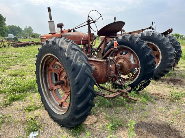 Image of Farmall Super M equipment image 3