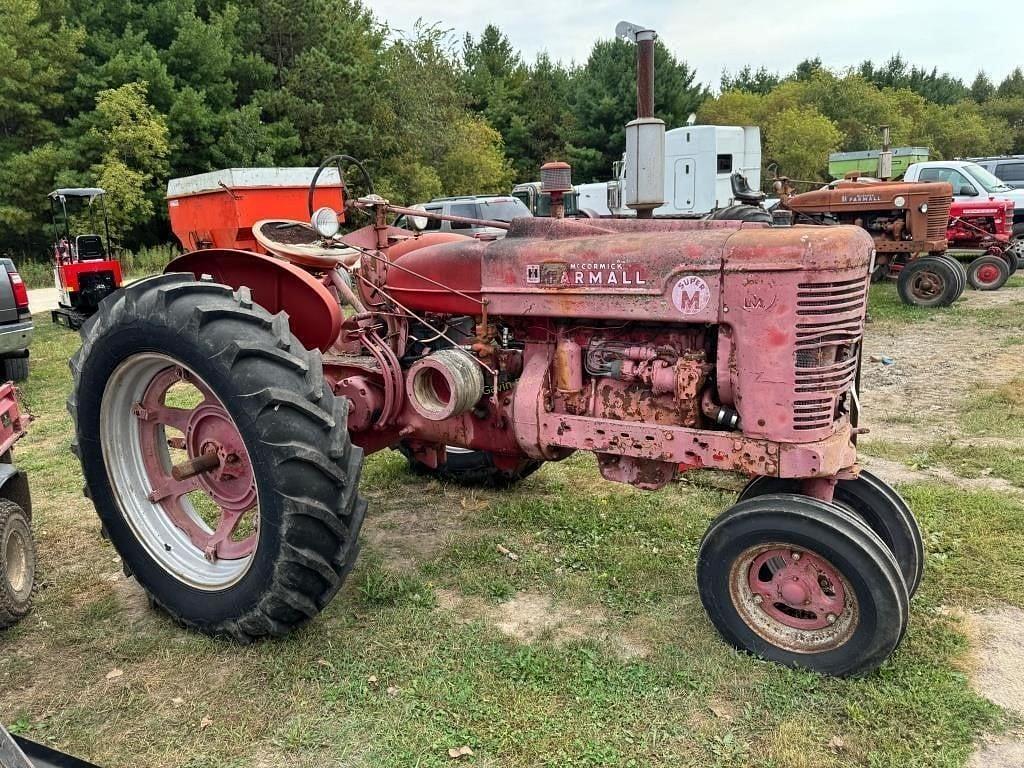 Image of Farmall Super M Primary image