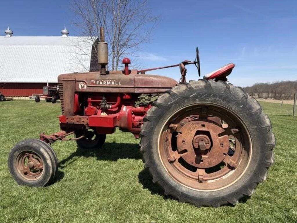 Farmall Super M Equipment Image0