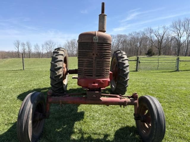 Image of Farmall Super M equipment image 3