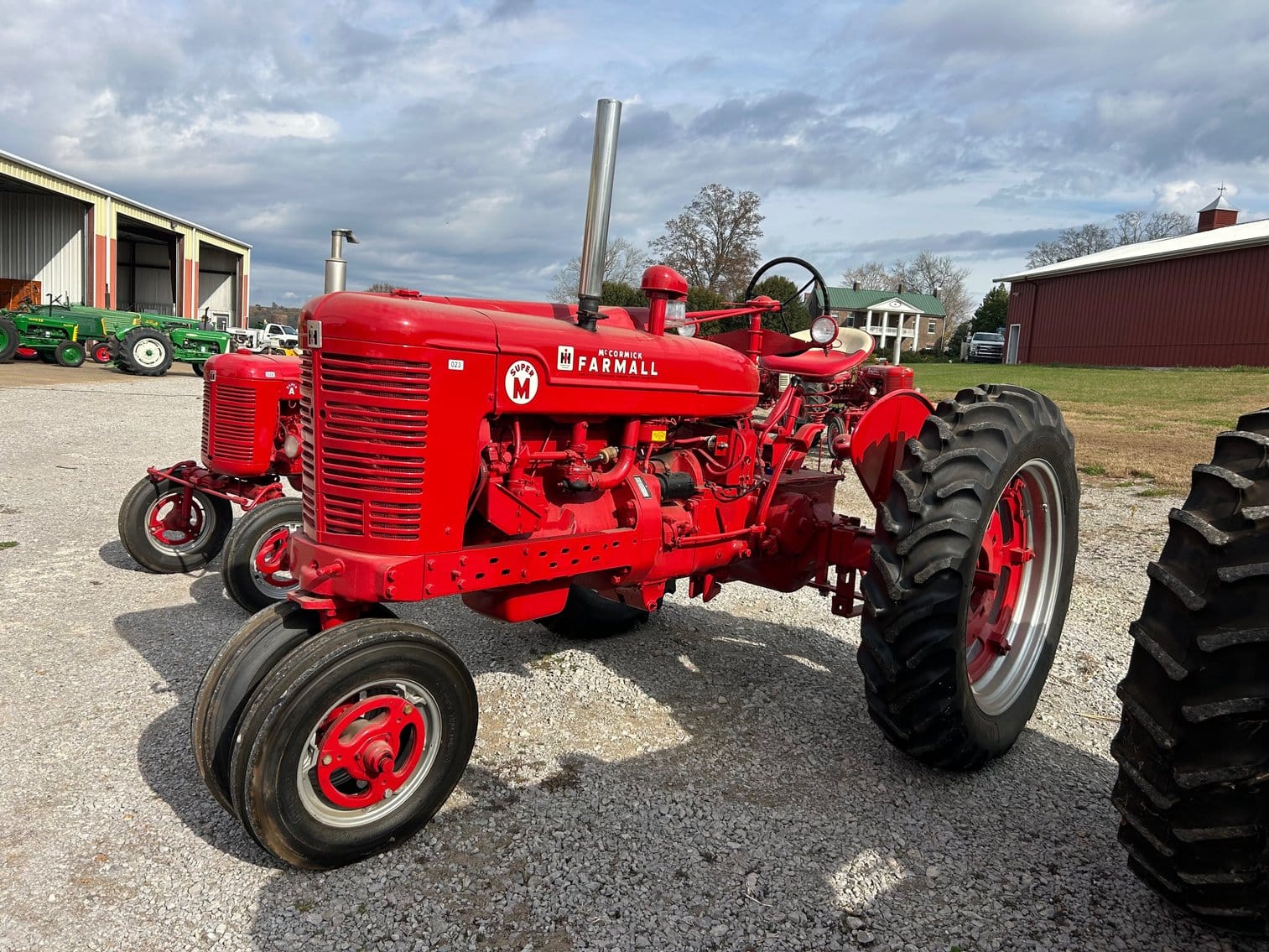Farmall Super M Equipment Image0