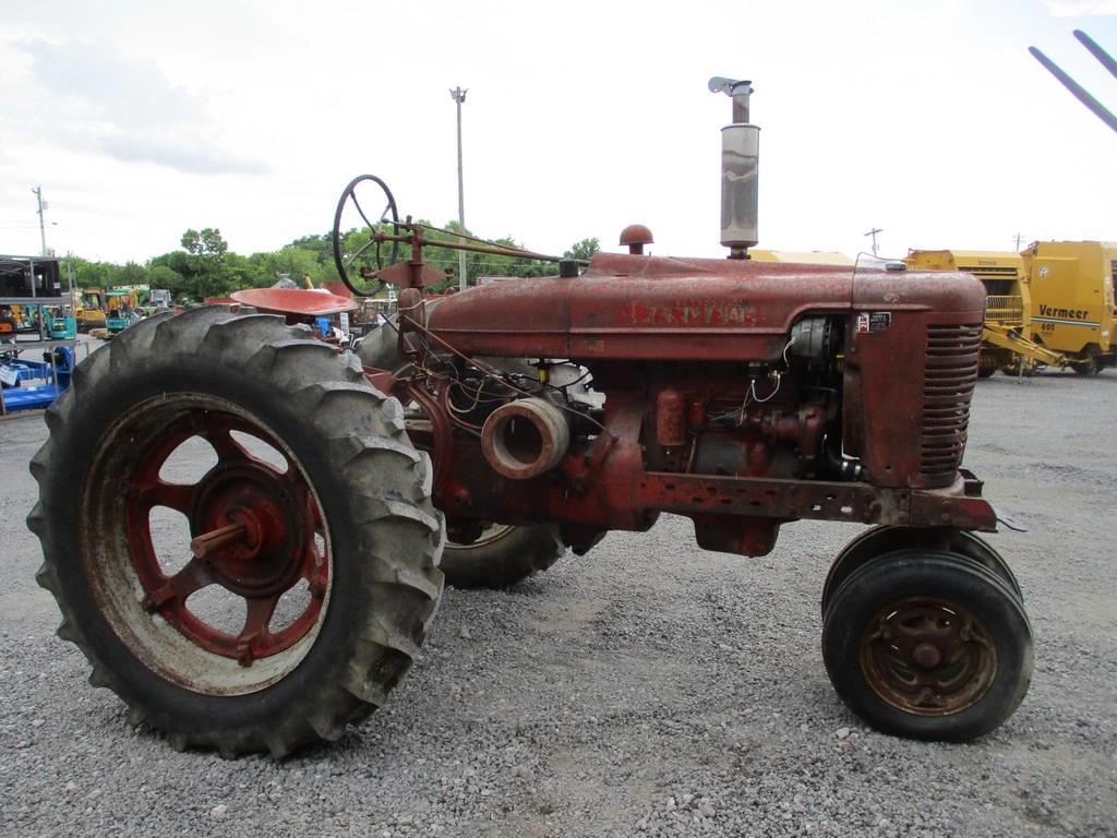 Image of Farmall Super M Primary image
