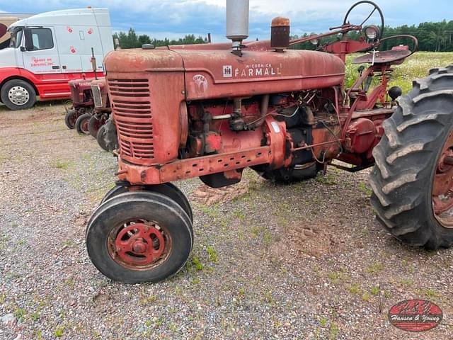 Image of Farmall Super M equipment image 1