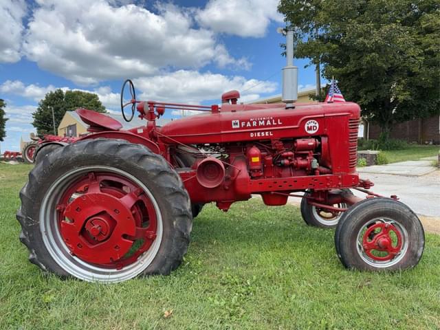 Image of Farmall Super MD equipment image 1