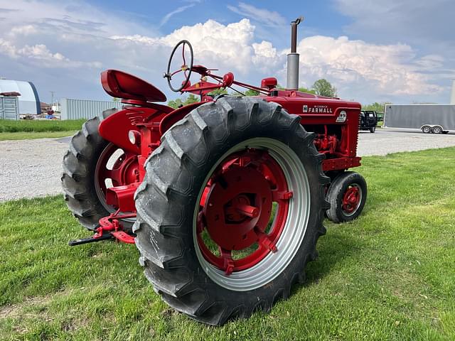 Image of Farmall Super M-TA equipment image 4