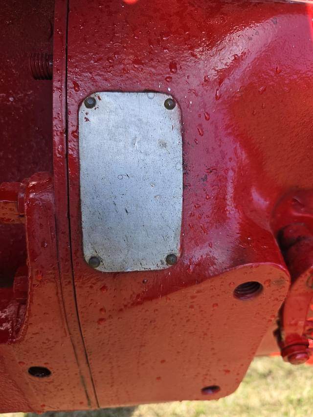 Image of Farmall Super M-TA equipment image 2