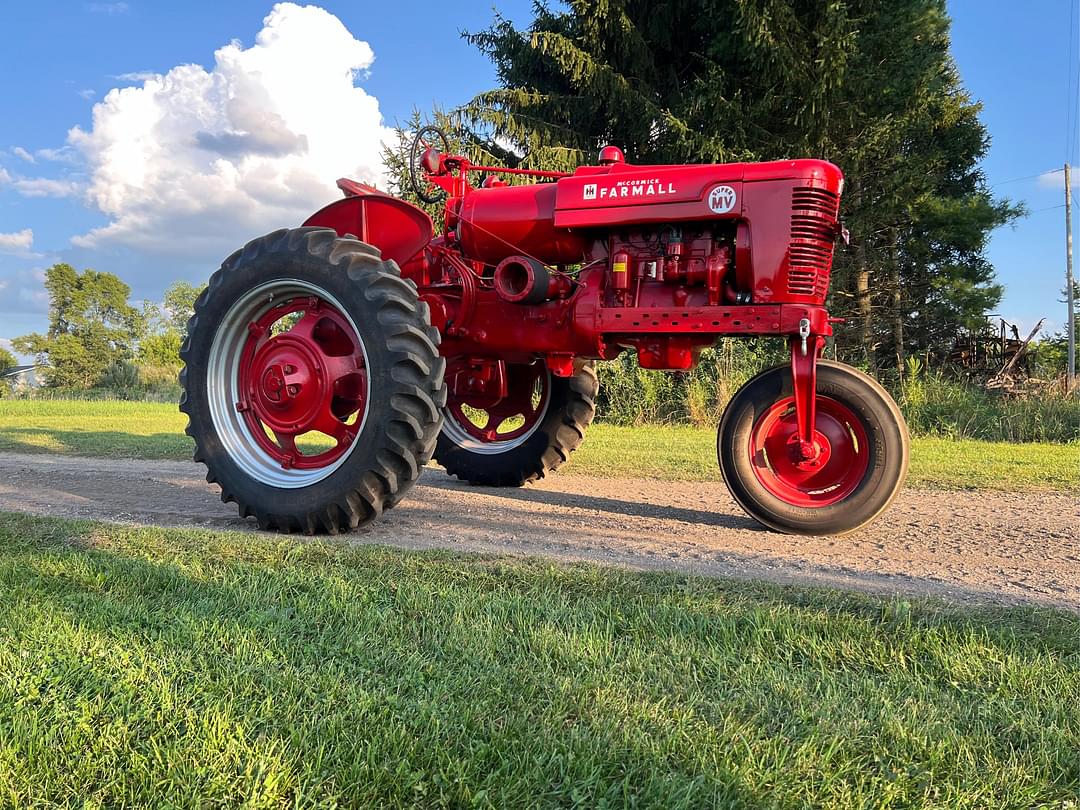 Image of Farmall Super MV Primary image