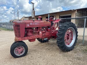 Farmall M Image
