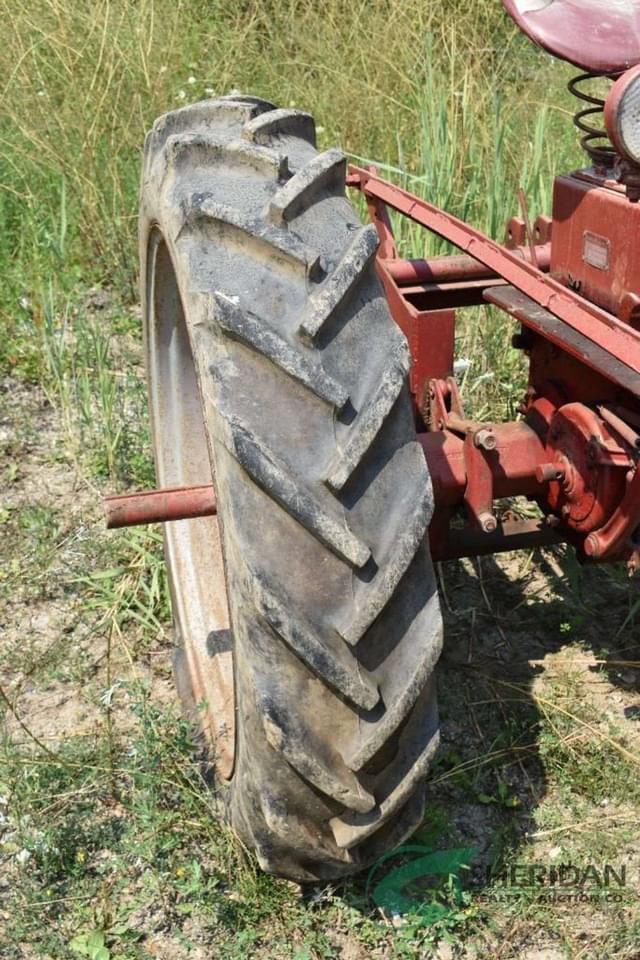 Image of Farmall Super C equipment image 2