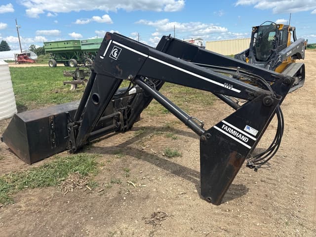 Image of Farmhand 1140 equipment image 1