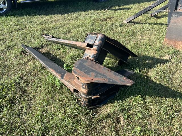 Image of Farmhand XL1140 equipment image 2