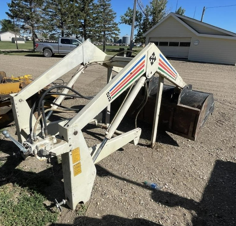 Farmhand 22 Other Equipment Loaders for Sale | Tractor Zoom