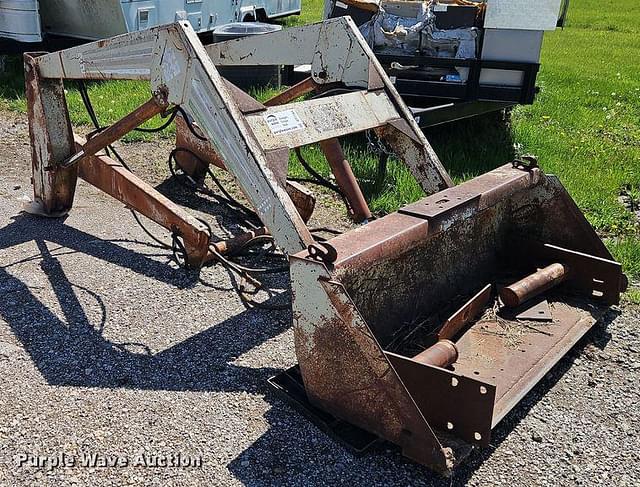 Image of Farmhand 22 equipment image 2