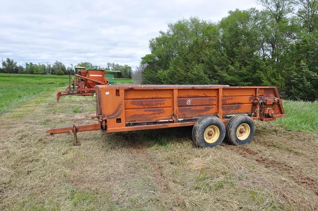 Image of Farmhand 450 equipment image 1
