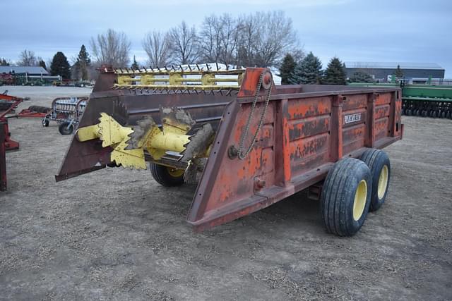 Image of Farmhand 450 equipment image 3