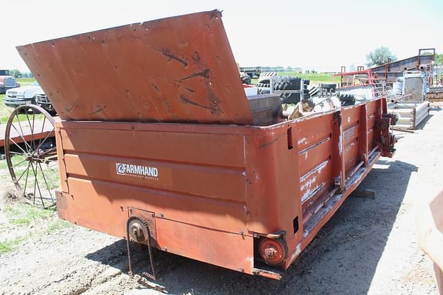 Image of Farmhand 450 equipment image 4