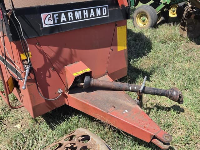 Image of Farmhand 6650 equipment image 2