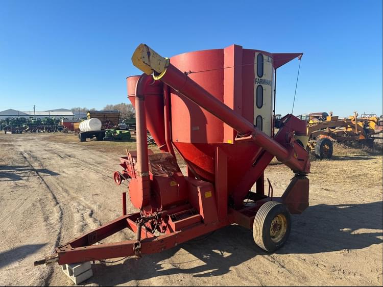 Farmhand 817 Hay and Forage Grinders/Mixers for Sale Tractor Zoom