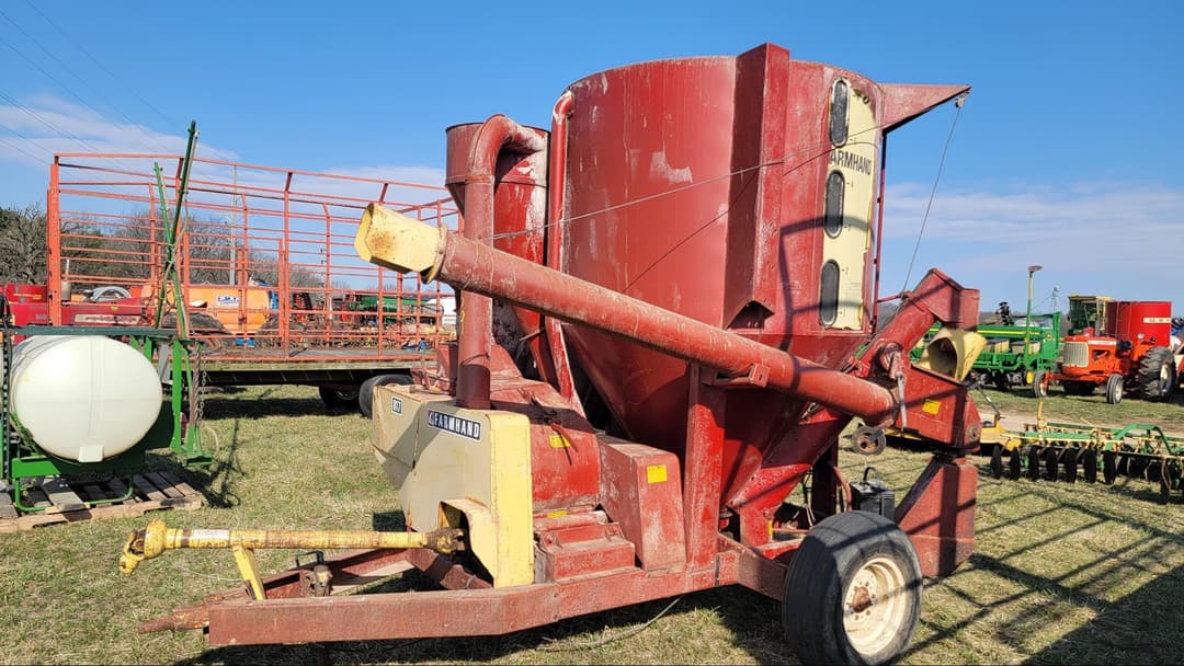 Image of Farmhand 817 Image 1