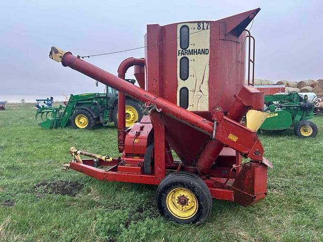 Image of Farmhand 817 equipment image 1