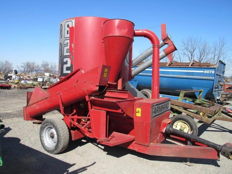 Farmhand 822 Hay and Forage Grinders/Mixers for Sale Tractor Zoom