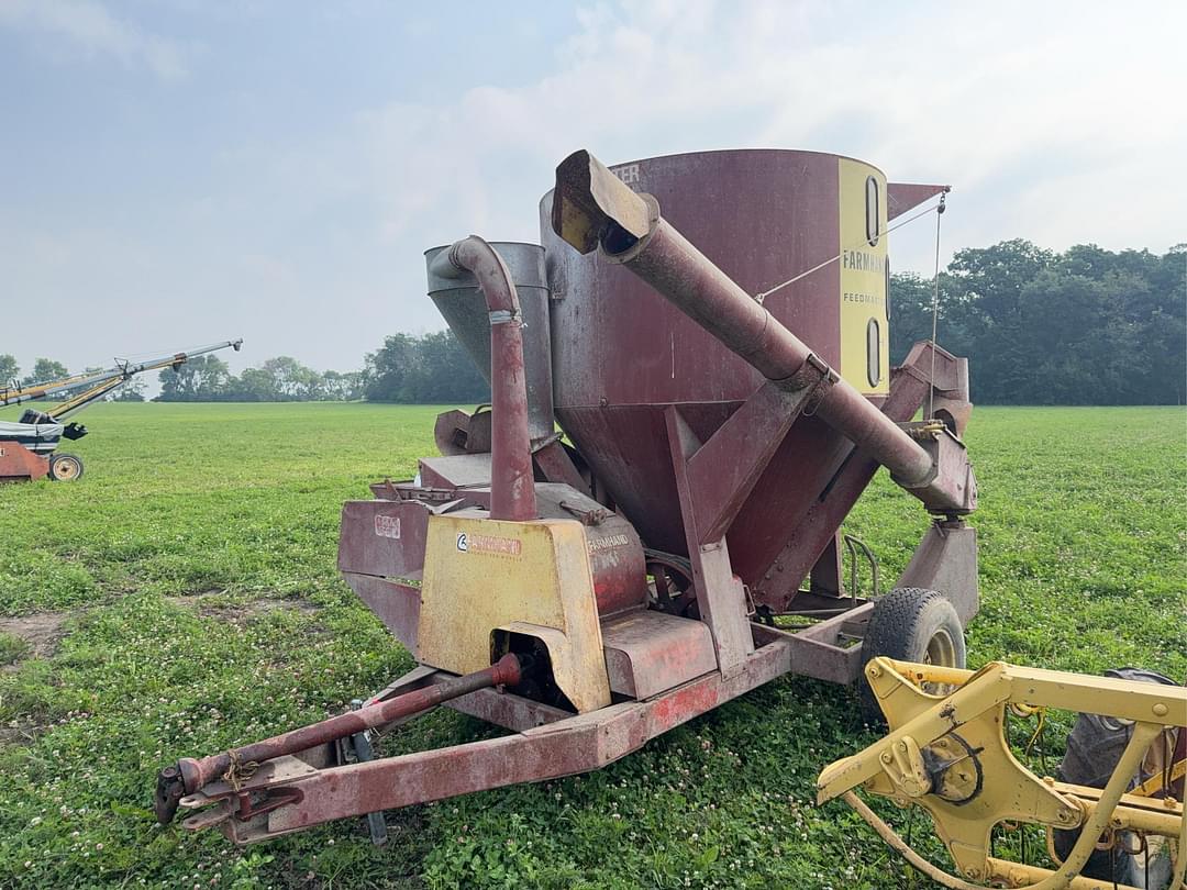 Image of Farmhand 830 Primary image