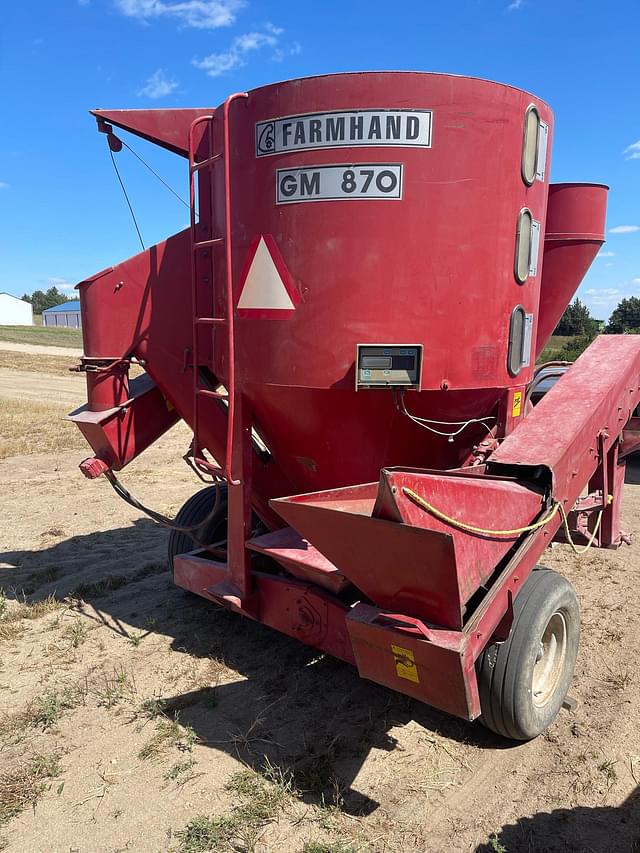 Image of Farmhand 870 equipment image 3