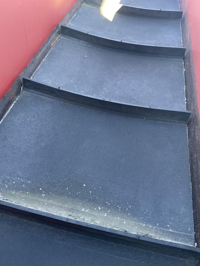 Image of Farmhand 900-B equipment image 2