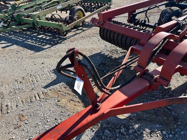 Image of Farmhand CM-41 equipment image 2