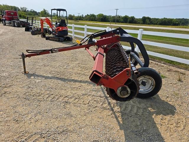 Image of Farmhand CP40 equipment image 1