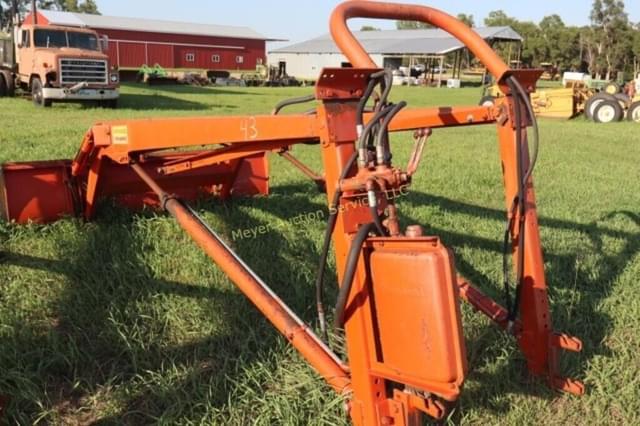 Image of Farmhand F-11 equipment image 1