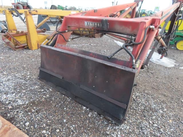 Image of Farmhand F11 equipment image 1