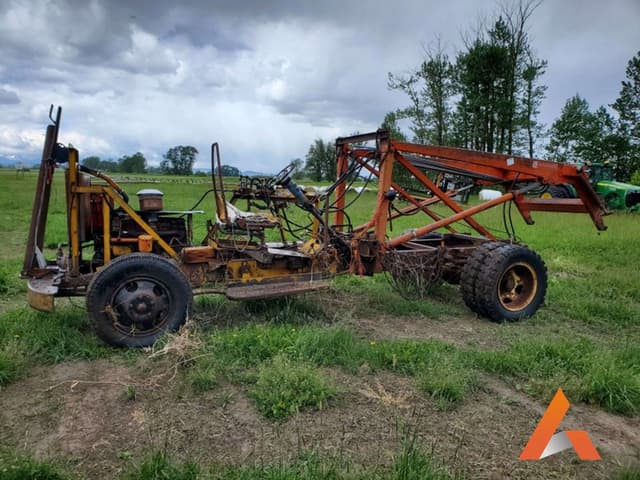 Image of Farmhand F11 equipment image 4