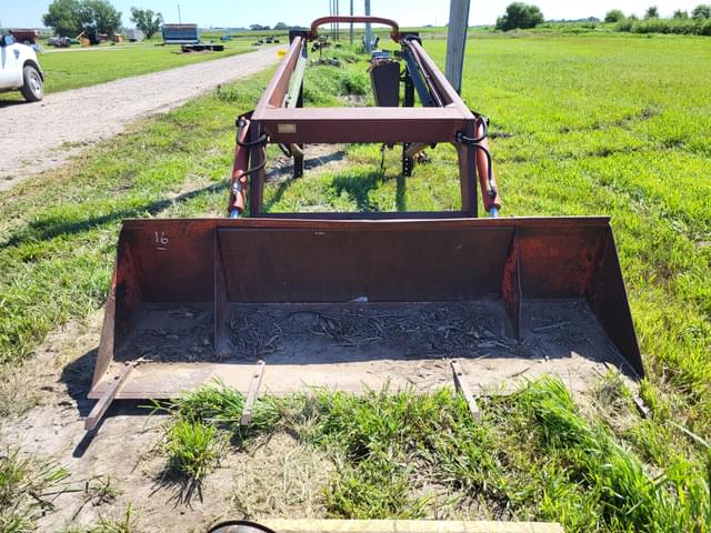 Image of Farmhand F11 equipment image 4