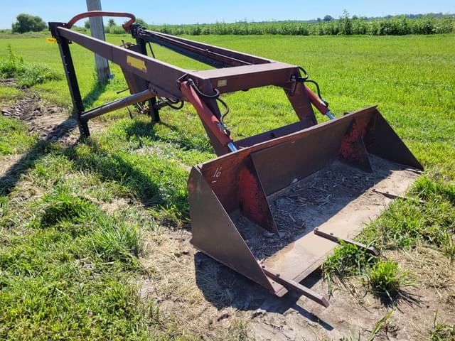 Image of Farmhand F11 equipment image 3