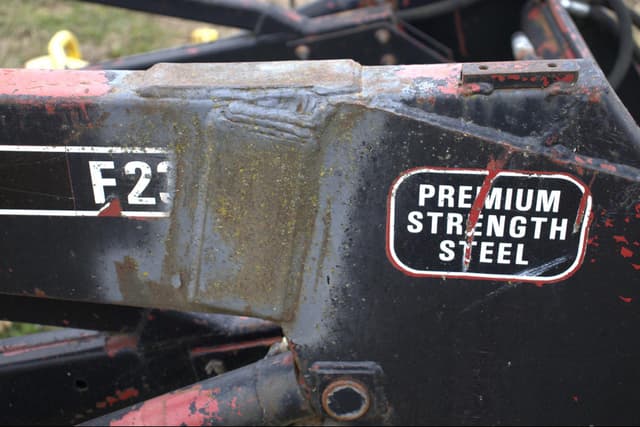 Image of Farmhand F233 equipment image 3